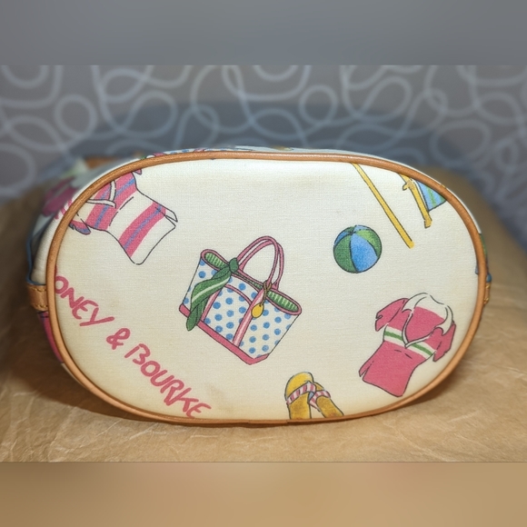 Dooney & Bourke Y2K Beach Small Bucket Bag W/ Rainbow Zipper EUC - Picture 5 of 14